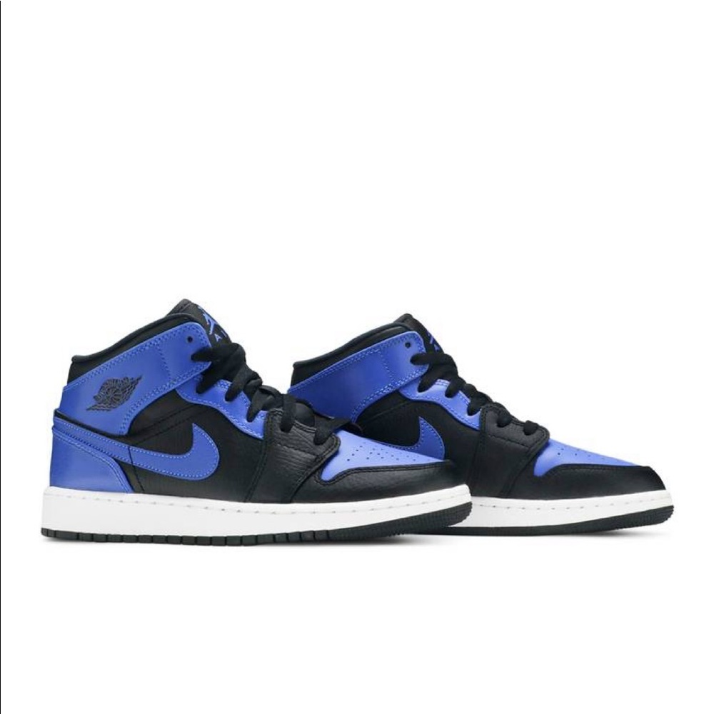 Jordan Mid 1’s Hyper Royal